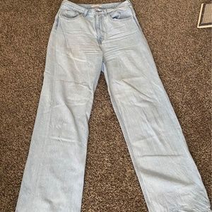 Levi’s high waisted wide legs jeans in light